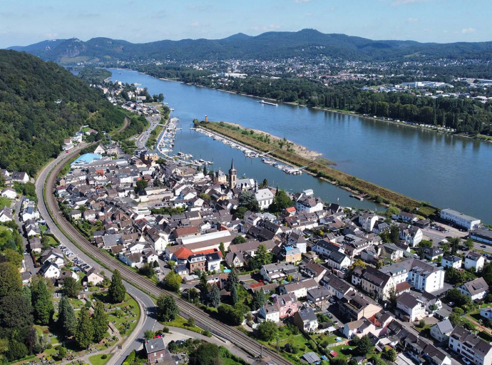 Herzliche Willkommen in Oberwinter - Hafenort am Rhein bei Remagen